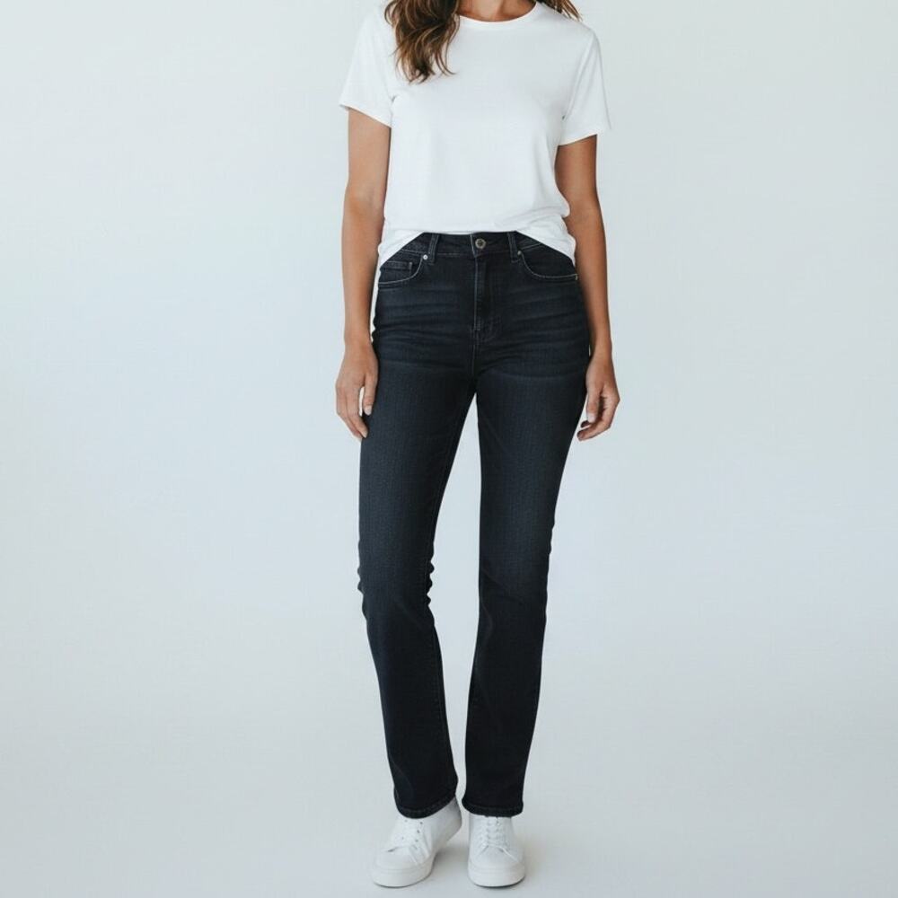 J. Jill Denim Smooth Fit Barely Boot Cut Jeans NWT Women's Sz 6P Marine Wash
